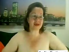 Old mature sexy milf xoxoxo bikinili sikis has fun on webcam skype