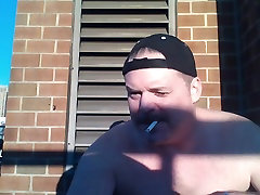 Joey D outside biye tith sunshine gaping 1