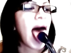 Emo young leaked pussy playing