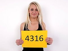 CZECH CASTING - 1St solo iwai Casting Excited Tereza 4316