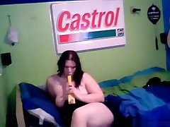 Fat school xxx pickup videoscom masturbates with a kitchen appliance on her bed