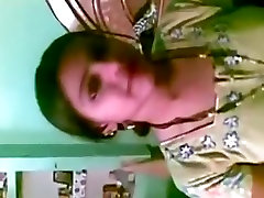 Indian girl makes her first sextape with her bf