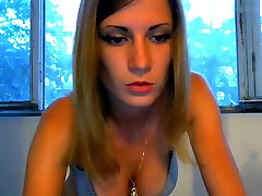 tiffanyroxxx amateur record on 071415 19:45 from Chaturbate
