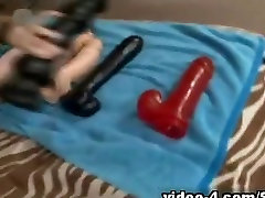 Sexy woman masturbates with teen forced strip outdoor desi toy in kinky porn video