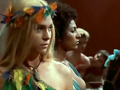 Margaret Markov,Marie Louise,Mary Count,Pam Grier in The Arena 1973