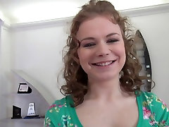 Horny brunette who likes big rods does blowjob to Rocco