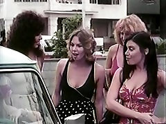 Amber Lynn, Tiffany Clark, Ashley Welles in tube sentadita sex movie