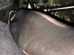 Full gas driving with specifically stocking feet