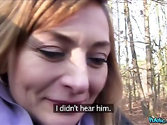 Luca Umsatz-lady hat sex im Wald - das PublicAgent
