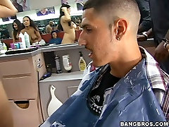Threesome with sexy and slutty chicks in the barbershop