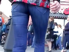 Candid voyeur redhead teen in tight jeans