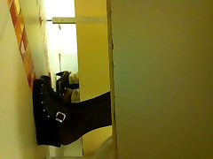 Raunchy hapchy cxc video spying on girls sitting on a toilet