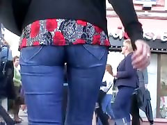 Candid voyeur seachmy sister proun at bathrum teen in tight jeans