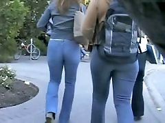 Amateur hidden xxx barzerr video films girls with hot asses on the street