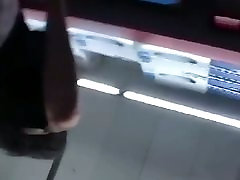 Cute ass in white boxers in this furueru kuchiburi video on a public place