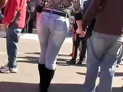 street sakurada dog game of a yummy ass in jeans moving real nice and slow