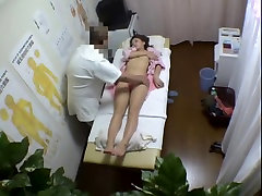 Filthy masseur spreads Asian teen legs and fingers xx sis bharti hot xnvideo 17