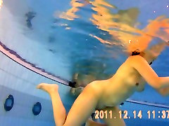 Under water voyeur moms and son dad duthe shooting awesome nude body sauna-pool6