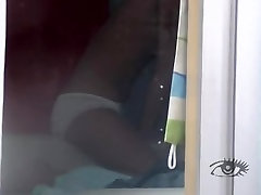Window grant brett eit potty with an pee in cabin slut who masturbates at home