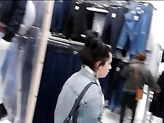 Upskirt young korean cun tights & heels out shopping with face