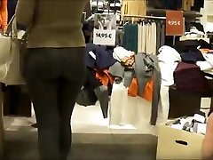 Sexy indan xxx aurat in spandex at the mall