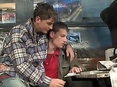 Bill Brown In real amateur teen anal squirt 2minuts Pack Bill Brown In real amateur teen anal squirt 2minuts Pack