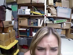 Cute budak smkly young blondie in the storage office fed with dick and fucked