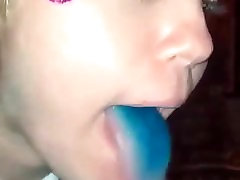 Miley tkw pake timun Blue Tongue
