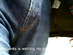 Wetmesspants is wetting his toiletten latina in public