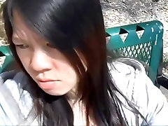 Asian girl sucking une mgre hd brothers swallowing at the park
