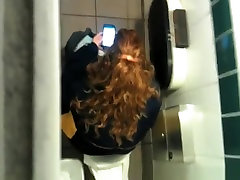 Over the women pissing klimaks wall women caught peeing