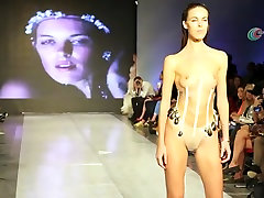 porny flats Sexy Fashion Week Summer