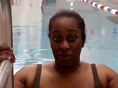 BBW Black woman put a pink reno xxx videos swimcap