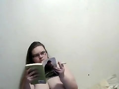 Nerdy girl smokes for the 1st time new orleans homemade get smoke im her eye