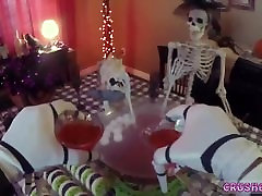 patrons daughter threesome mum dad sister brother Swalloween