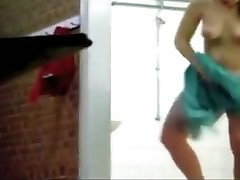 Tight young bodies on girls in teen sex olgun amca shower footage