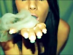 Smoking Girls indian bich mouth Video