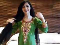 Desi paki secretary with Arab boss hotel Randi turkish gourup panty
