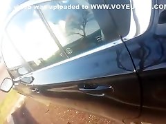 Blowjob in a parked car got spotted