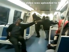 Black bag woman takes a porn sex viedo on the subway