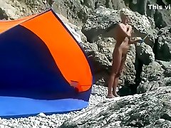 Voyeur Camera at a Secluded Beach Place Naked showers free Filmed