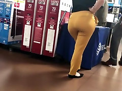 Slim waisted pawg caught twice