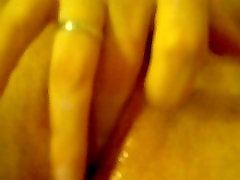 Wet teen sex popper gas masturbation close up
