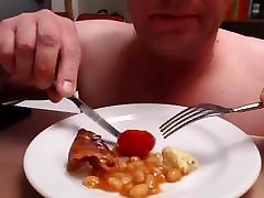 Cum on food - english breakfast