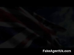 FakeAgentUK - नकली कास्टिंग उल्टा पड़ता दाँव
