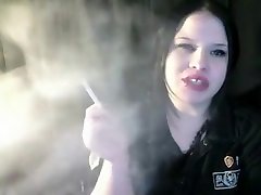 грубый домашнее брюнетка, курение порно видео