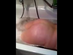 MEINE sex slave creampied IN DER WANNE MEINE sex slave creampied IN DER WANNE