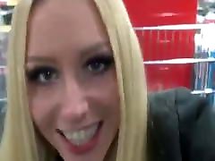BJ And tubey bra fuck In A Supermarket