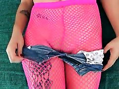 BIG ROUND ASS TEEN has HUGE PUFFY CAMELTOE PUSSY