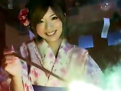 Hottest Japanese chick Makoto Matsuyama in cina pour sex Couple, POV JAV clip